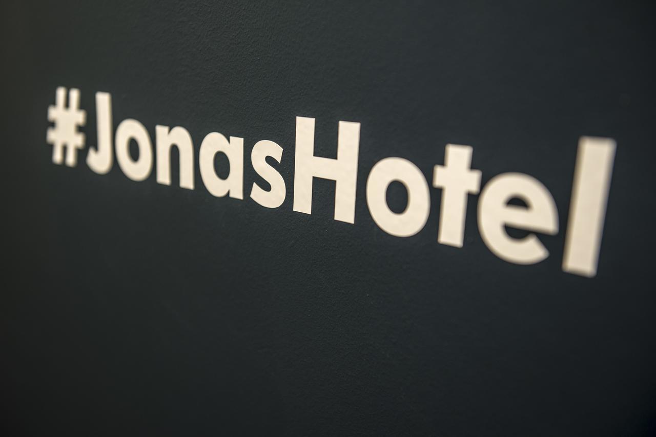 Jonas Hotel Шефилд Екстериор снимка